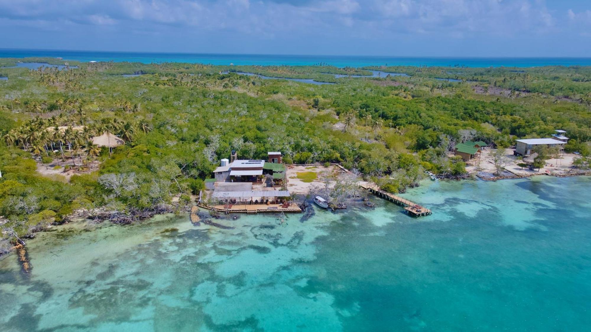 Medusa Hostel Isla Tintipan Tintipan Island Bagian luar foto